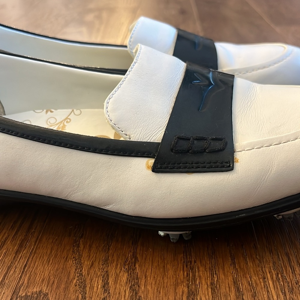 Women’s golf shoes- Callaway “Couture moccasin” loafers - Picture 5 of 9